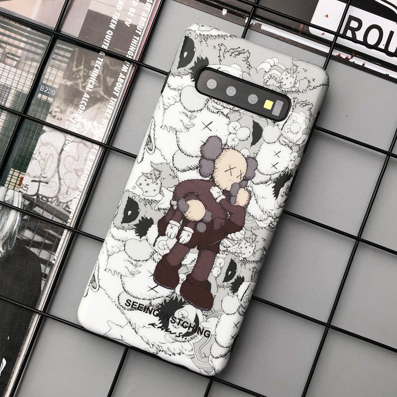 KAWS iphone 11/11 pro/11 pro max/se2ケース ジャケット型 個性 galaxy s10/s10+/s9/s9+/s8/s8+/note9/note8ケース カウズ インスタ風