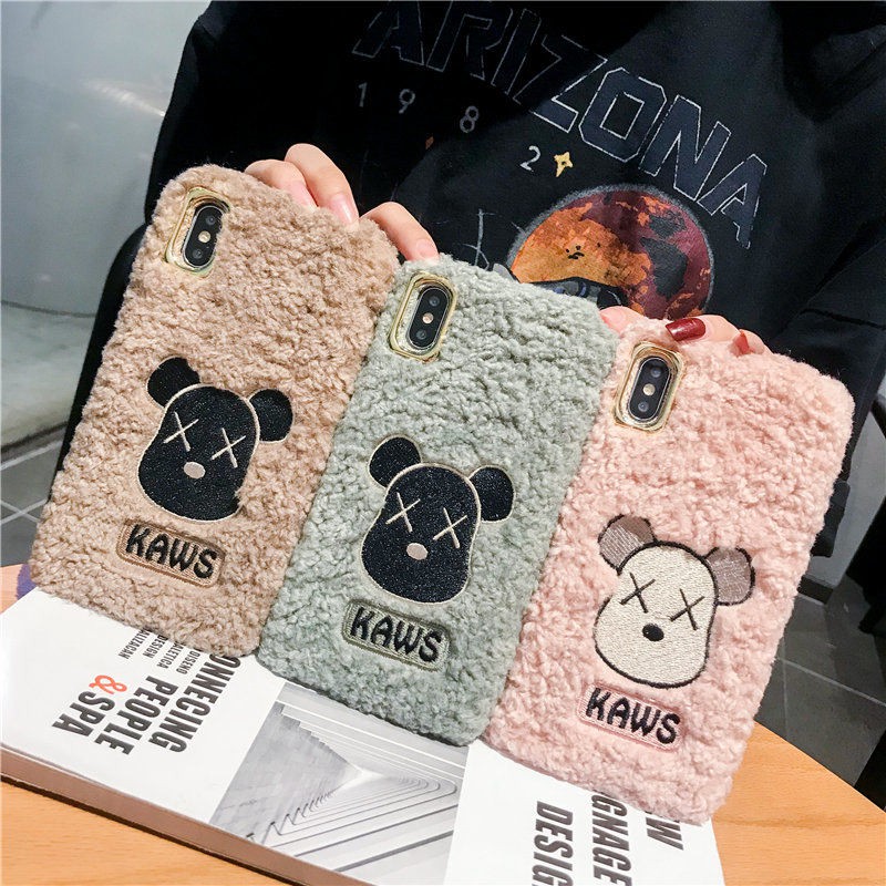 kaws カウズ iphone 12 pro max/11/se2ケース フワフワ Galaxy s20/s10/s9/s8/note10/note9/note8ケース Huawei p40/p30/p20/mate30/mate20/mate10/Nova 4e/3eケース