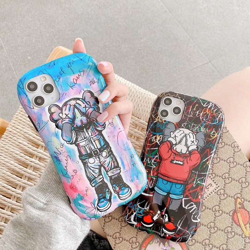 iphone 12 proケース カウズ KAWS