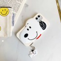 スヌーピー柄 iPhone12/12pro/12pro max/se2ケース ジャケット型  Snoopy ペンダント付き ストラップ穴 iPhone X/XS/XRケース 激安 シリコンケース 衝撃吸収 ソフト アイフォンxr/x/xs/8/7/6カバー  耐衝撃 面白い 高級感 おしゃれ メンズ レディーズ