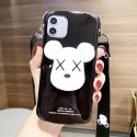 KAWS iphone 11/11 pro/11 pro max/se2ケース ストラップ付 カウズ スタンド機能 tpu 背面ガラス Huawei p40/p40 pro/p30/p30 pro/p20/p20 pro/mate30/mate30 pro/mate20/mate20 proケース 四角保護 落下防止 OPPO R15/R17 Proケース 全機種対応 アイフォンx/xs/xr/8/7/6カバー 学生 レディース