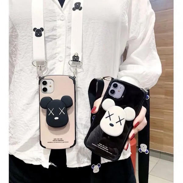 KAWS iphone 11/11 pro/11 pro max/se2ケース ストラップ付 カウズ スタンド機能 tpu 背面ガラス Huawei p40/p40 pro/p30/p30 pro/p20/p20 pro/mate30/mate30 pro/mate20/mate20 proケース 四角保護 落下防止 OPPO R15/R17 Proケース 全機種対応 アイフォンx/xs/xr/8/7/6カバー 学生 レディース