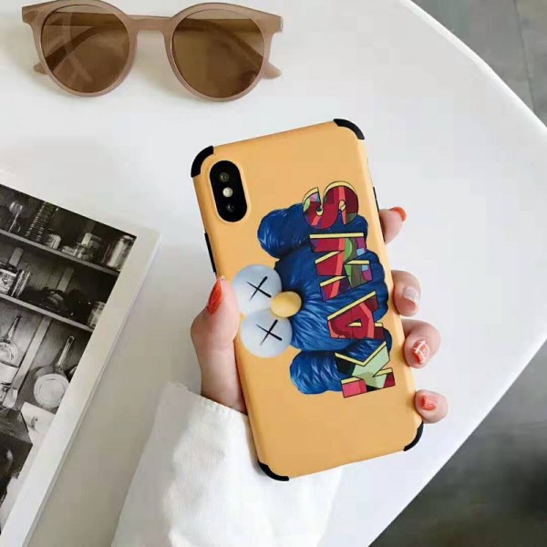 KAWS iphone 12/12 pro/12 mini/12 pro max/11/11 pro/11 pro max/se2ケース カウズ オシャレ 個性 四角防止 iPhone X/XS/XRケース 激安 人気 キャラクター アイフォン8/7 plusケース メンズ レディーズ 