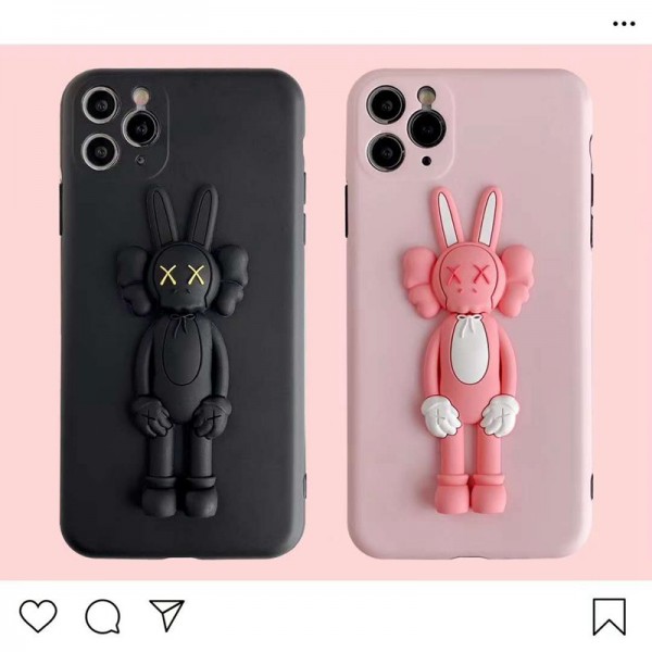 KAWS Original Fake iphone 12/12 pro/12 mini/12 pro max/11/11 pro/11 pro max/se2ケース お洒落 立体柄 カウズ セレブ愛用 耐衝撃 アイフォンx/xs/xr/8/7/6カバー ファッション レディース