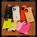 BURBERRY アイフォン14/13pro maxケース ブランド 純正レザー iPhone13pro/13ケース バーバリー 型押し工芸 iPhone12PRO MAX スマホカバー ソフト 落下保護 iPhone12proケース 金具ロゴ付き 高級感溢れ シンプル 上品