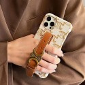 おしゃれブランド セリーヌ Celine アイフォン13pro max/13pro/13ケース 高級レザー 耐衝撃 iphone12pro/12pro max/12カバー 革グリップ付き 金具ロゴ付き 落下防止 IPHONE11pro max/11pro/11薄型ケース 放熱性よい メンズ 可愛い レディース 激安