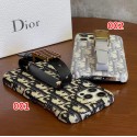 Dior アイフォン14/14pro/14max/14pro maxカバー 革ベルト付き ディオールiphone13/13pro/13Pro maxケースブランド 落下防止  iphone12pro/12pro max/12カバー 布製ケース 指紋防止 IPHONE11pro max/11proケース 金具ロゴ付き 高級感 メンズ レディース