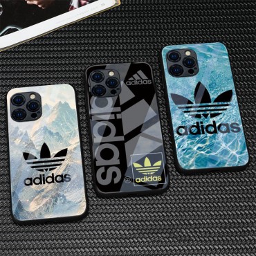 スポーツ ブランド adidas アイフォン13pro max/13proケース 強化ガラス 耐衝撃 アディダス IPHONE13mini/13カバー 人気柄 ストライプ クローバー iPhone12pro/12pro max/12ケース 個性 ファッション 入れ安い iphone11pro max/11pro/11携帯カバーおすあれ  持てる メンズ レディース