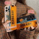 ハイブランドバーバリーiphone13Pro max/13pro/13カバー耐衝撃 流行り 熊柄 Burberry アイフォン12Pro max/12Pro/12ケース ベルト付き 落下防止 IPhone11/11pro/11pro max/se2ケース ファッション 高級感 携帯便利 おしゃれ