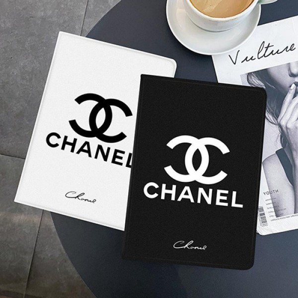 ブランド CHANEL アイパッドプロ12.9/11inch（2021/2018/2020）フルカバー 手帳型 ソフト 落下保護 シャネル ipad pro9.7/10.5インチ ケース 大人っぽい カッコイイ ipad air4/3/2/1世代カバー おしゃれ  男女兼用 iPad mini5/4/6ケース ファッション 人気 