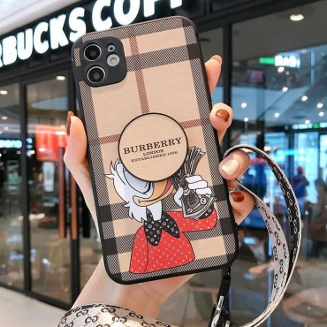 ブランドiPhone 14 Plus/14proケースBURBERRY 落下防止 バーバリーアイファン14/14promaxスマホカバー スタンド機能性 iphone13pro/13promaxスマホケース iphone12Promax/12mini携帯カバー ストラップ穴付き 薄型 軽量 おしゃれ かわいい 漫画柄