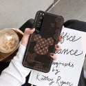 ブランド KAWS エクスペリア 1III/5IIIカバーケース落下保護 オシャレ クマ柄 男女兼用 カウズ風 xperia 10iii革ケース 耐久性 カッコイイ 高品質 流行り ファッション メンズ レディース