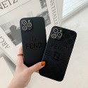 Fendi ブランド iphone 13 pro max/13 pro/13ケース フェンディ 黒色 クルー カバー アイフォン12pro/12pro max/12mini/12カバー モノグラム ラバープリント高級 iphone 11pro/11pro max/se2 ソフトケース 耐久性 おしゃれ ビジネス風 メンズ