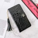 Chanelシャネルブランド iphone 12/12 pro/12 pro max/12 miniケース 手帳型 収納型 アイフォン11pro/11 pro maxカバーケース レザー製 エンボスプリント 山茶花柄 ケース アイフォンxr/xs max/xs/xケース レディース向け 飾り付きお洒落 スタンド可