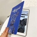 ブランドBearbrick  iPad pro 12.9インチ（3/4世代）11インチ1/2世代保護カバー 革手帳型ナイキ コラボ アイパッドエアー1/2/3/4世代 ソフトケース かわいい 熊柄 スタンド可 ipad mini5/4/3ケース オシャレ ブルー ファッション ipad8/7/5/6カバー メンズ レディース 人気