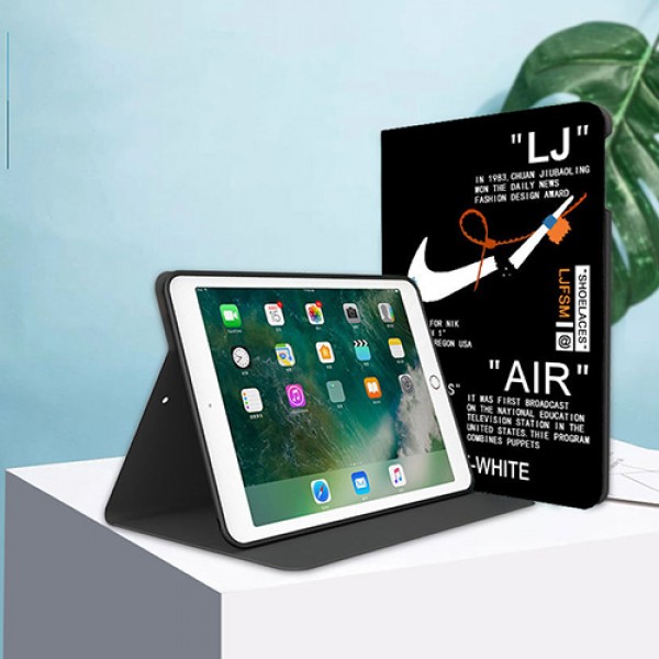 Off-White x Nike x Jordanコラボ ブラント iPad Pro 2021/Air4 11/12.9inch 手帳型 アイパッド プロ2020/ミニ5/4/3/2/1カバー 8/7世代 日本未入荷 レプリカ 9.7/10.9インチ 激安 オーダーメイド 2018/2017 パロディ レディース