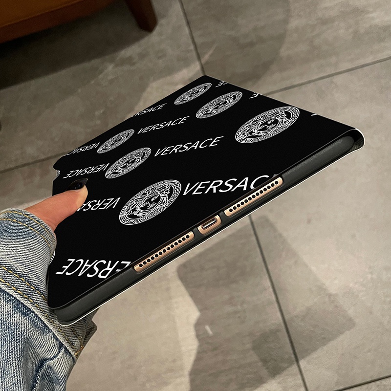 versaceアイパッドpro12.9/11inch（2021/2020/2018）カバー ペン収納 耐衝撃 